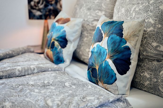Charmante Details im Schlafzimmer des Modern Chic Apartments von Living Apartments Neuwied